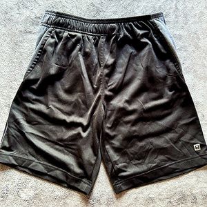 Men’s black ‘Layer8’ gym shorts !